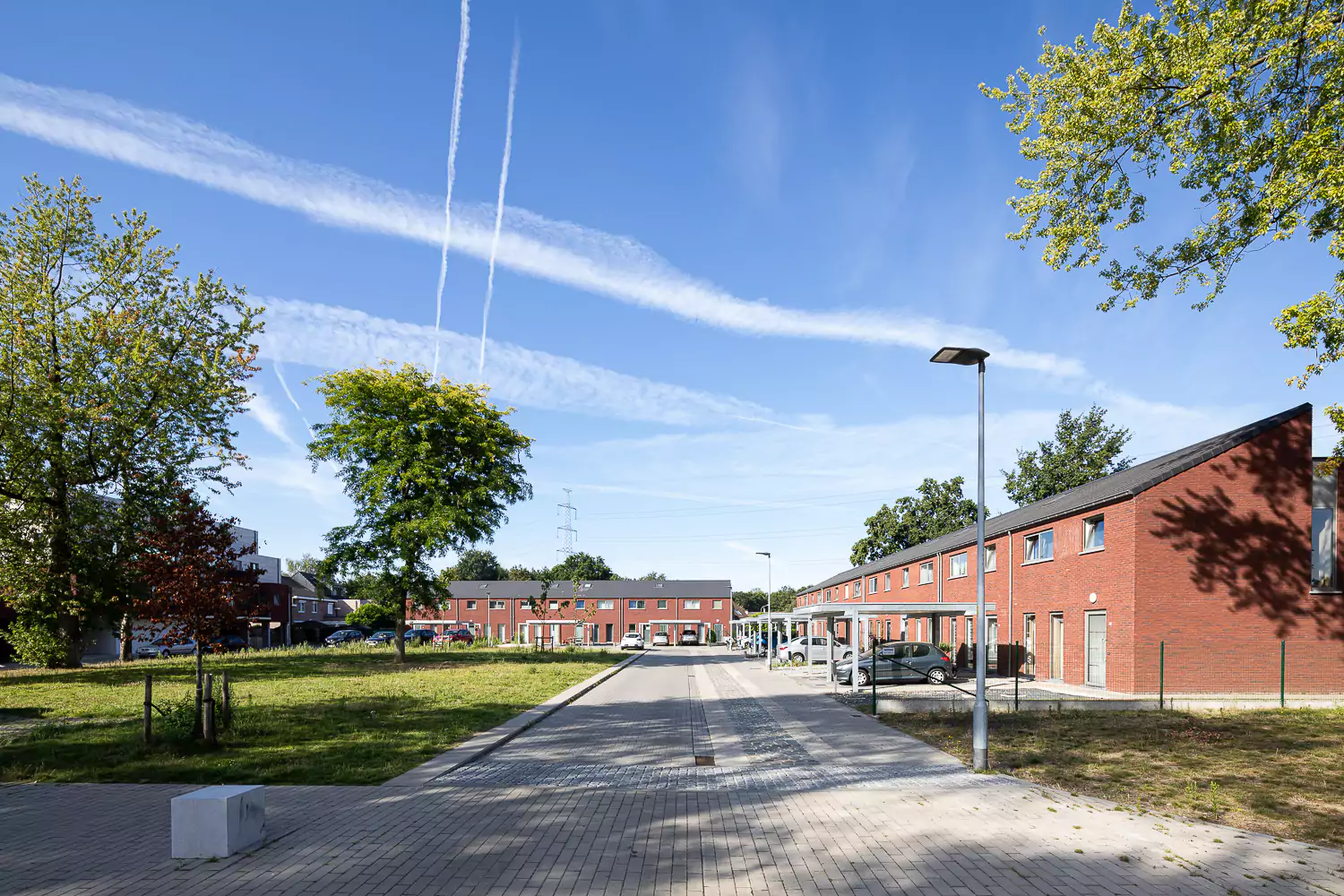 Feest in de Bremlaan: Opening nieuwe speeltuin en graffiti-art van Bué